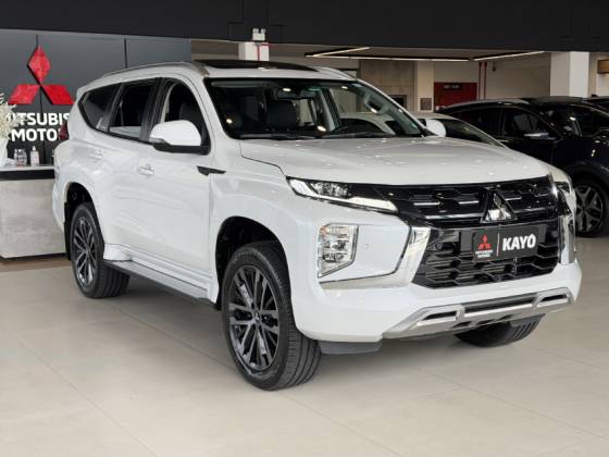 MITSUBISHI PAJERO SPORT 2.4 16V MIVEC TURBO DIESEL LEGEND AWD AUTOMÁTICO MITSUBISHI PAJERO SPORT 2.4 16V MIVEC TURBO DIESEL LEGEND AWD AUTOMÁTICO